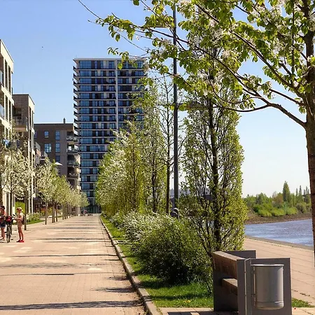 Plenus Riverloft شقة *