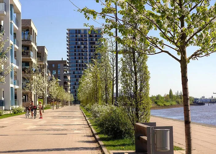 Plenus Riverloft Apartment *